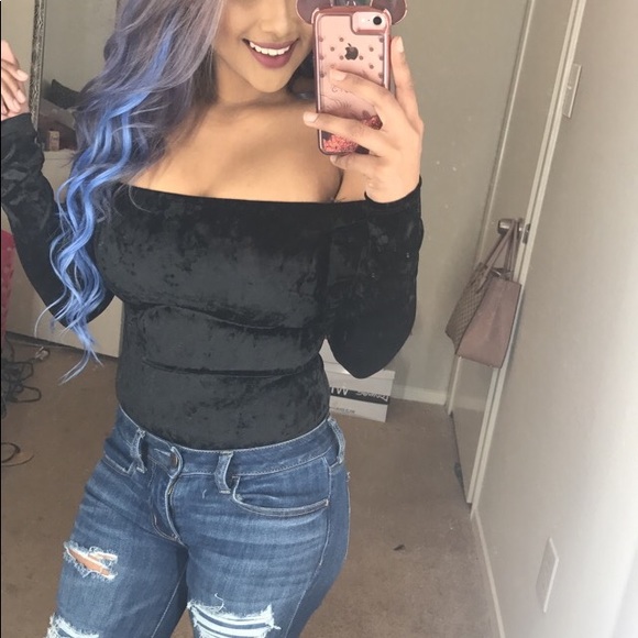 One piece - Picture 2 of 2